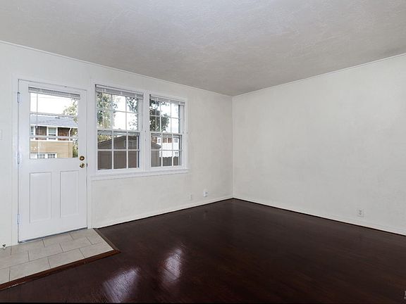 4th image of 56 Werden St