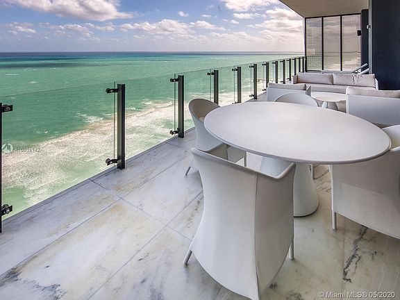 4th image of 17141 Collins Ave Unit 2201