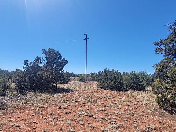 2nd image of 4650 E Juniper Rd