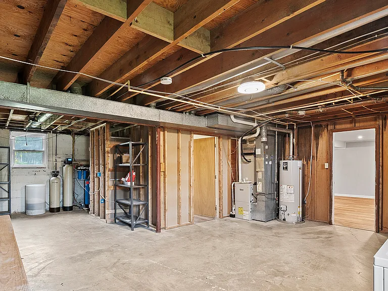 Unfinished Area Basement