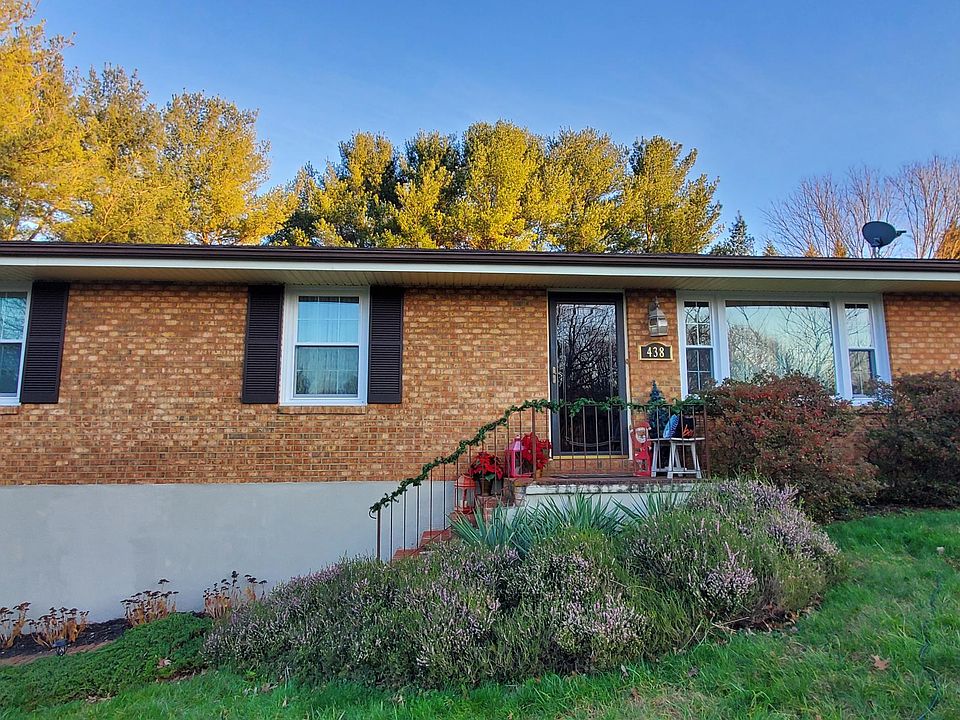 1st image of 438 Knollwood Dr