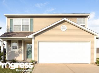 1623 Farm Meadow Dr, Greenwood, IN 46143