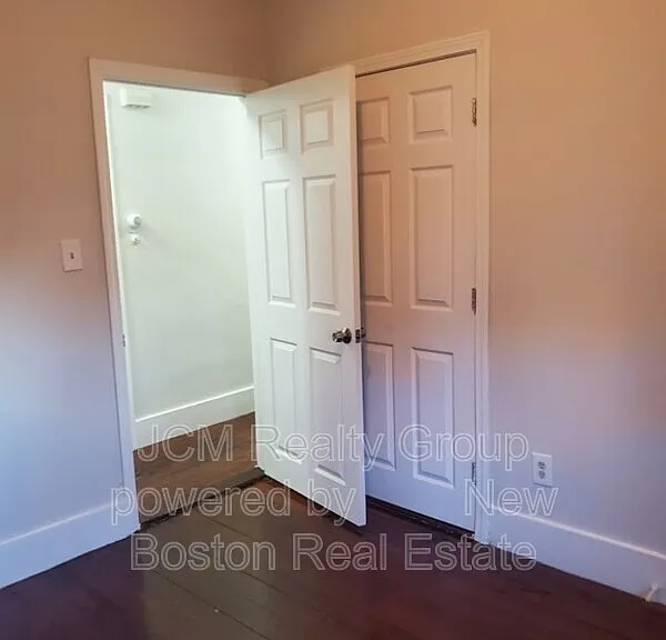 182 Walnut Ave — Photo 5