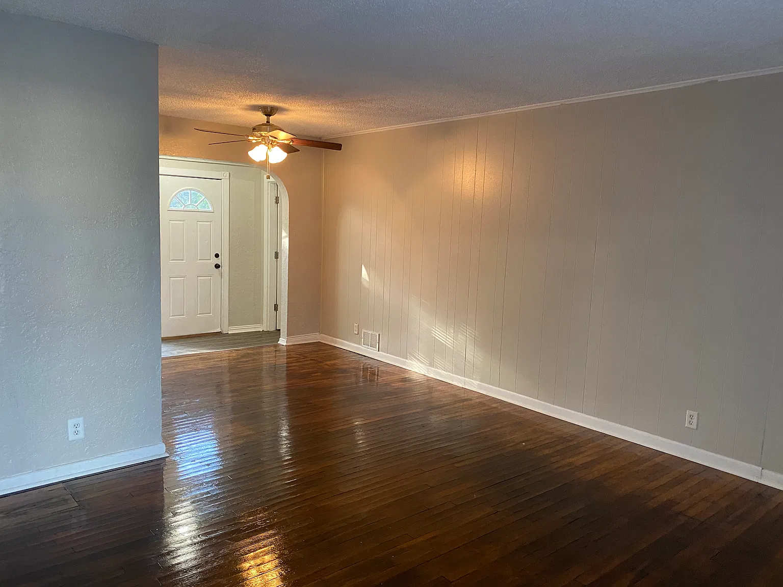 3 bed, 1190 sqft, $1,495 — Photo 4