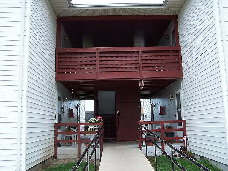 107 Peggy Dee Dr — Photo 1