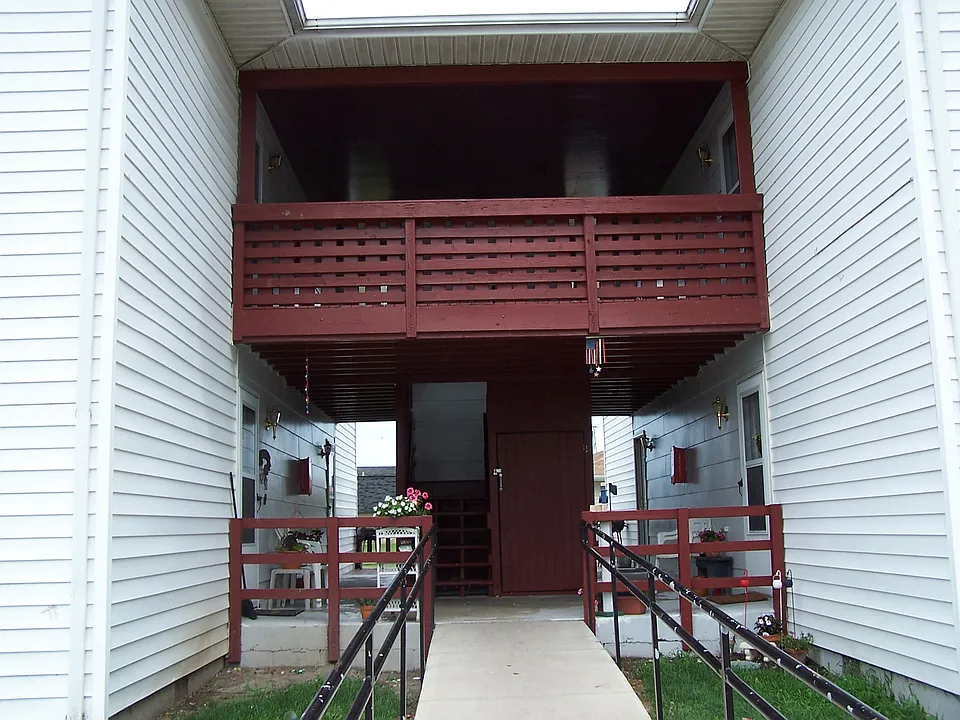 107 Peggy Dee Dr