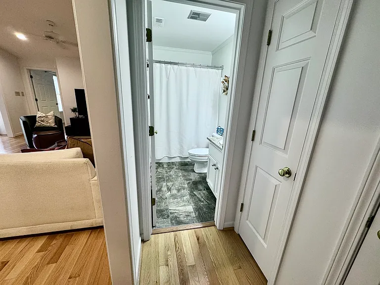 1 Hillington Pl #1 — Photo 21