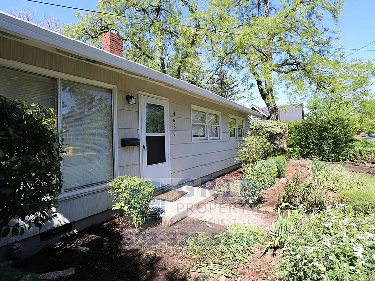 4639 SE 75th Ave — Photo 18