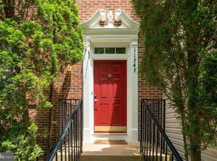 11747 Barrows Ln, Woodbridge, VA 22192