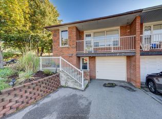 400 Cherokee Blvd, Toronto, ON M2H2W7