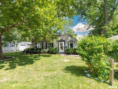 327 W Barrington Rd, Peoria, IL, 61614