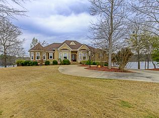 17 Otter Watch Point, Newnan, GA 30263