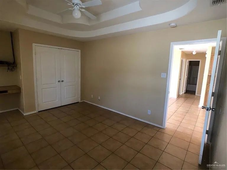 2027 W Western Dr #2 — Photo 16