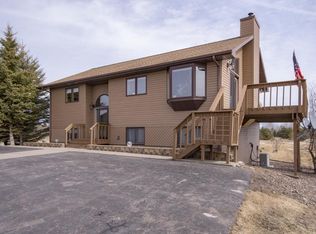 242 Marks Rd, Esko, MN 55733