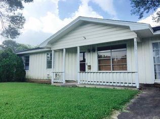 9095 McLean St, Beaumont, TX 77707