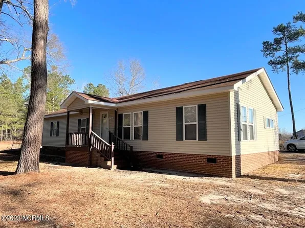 5081 Crestline Road, Laurinburg, NC 28352