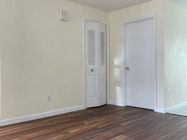 1 Vista Lane, 1 Vista Ln APT 10, Spencer, MA 01562