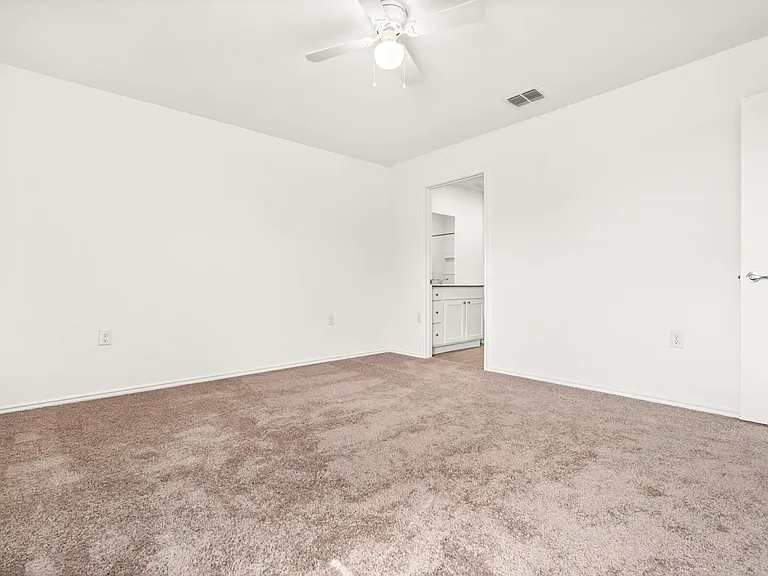 10119 Ana Hts — Photo 17
