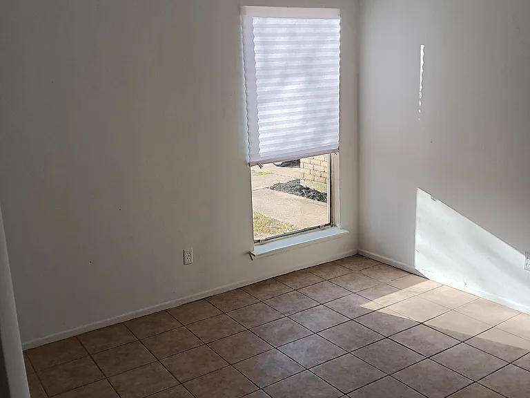23842 Silversmith Ln — Photo 6