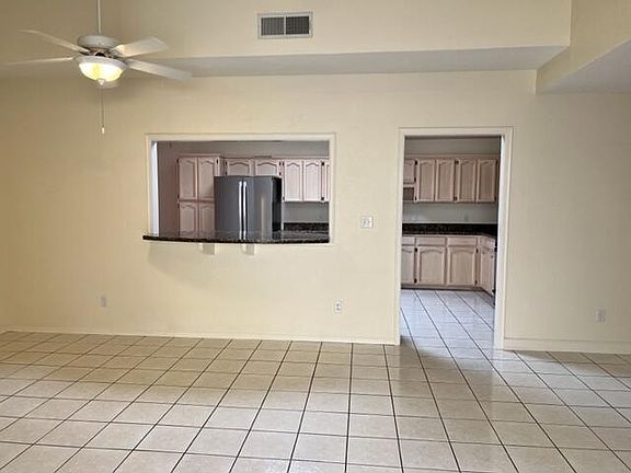 5th image of 6138 Los Robles Dr