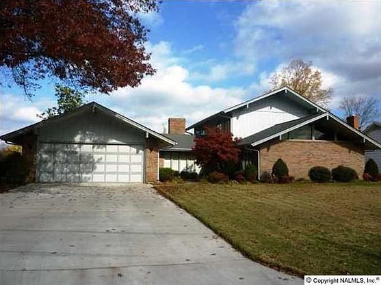 1st image of 2306 Kathy Ln SW