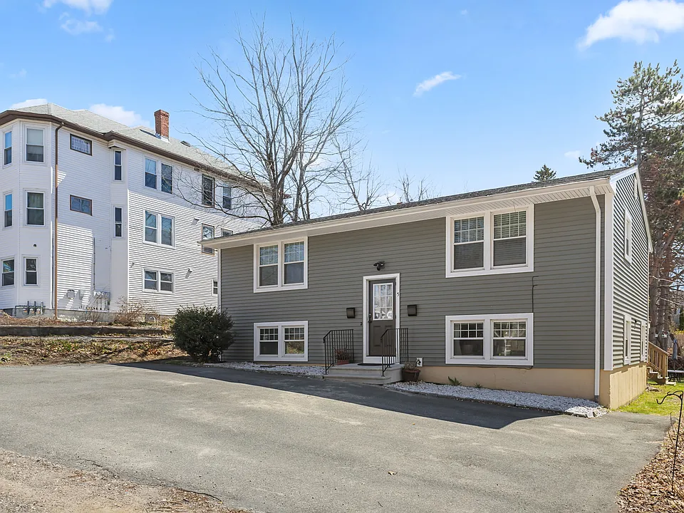 5 Chambers St #1