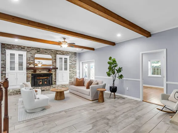 1723 River Front Dr, Charleston, SC 29407