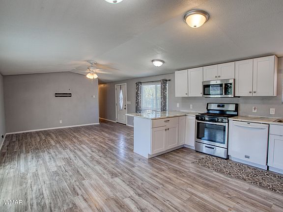 3rd image of 28 N 3069th