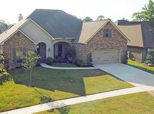 566 Tanglewood Crossing Dr, Slidell, LA 70458