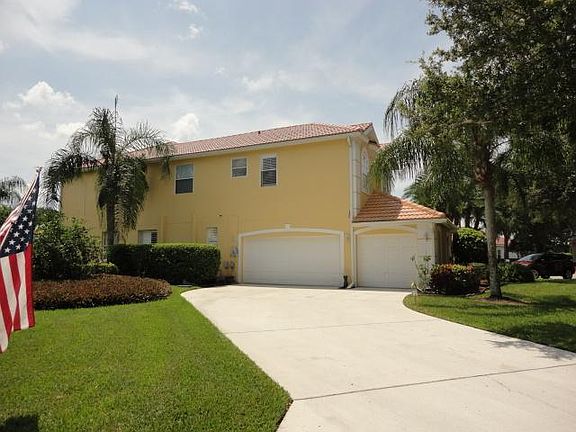 3rd image of 12014 Mahogany Isle Ln