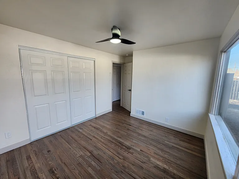 860 S Quivas St #B — Photo 9