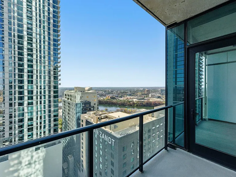 610 Davis St #2204 — Photo 21