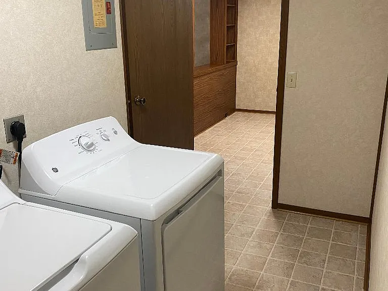 Cedargate Apartments — Photo 10