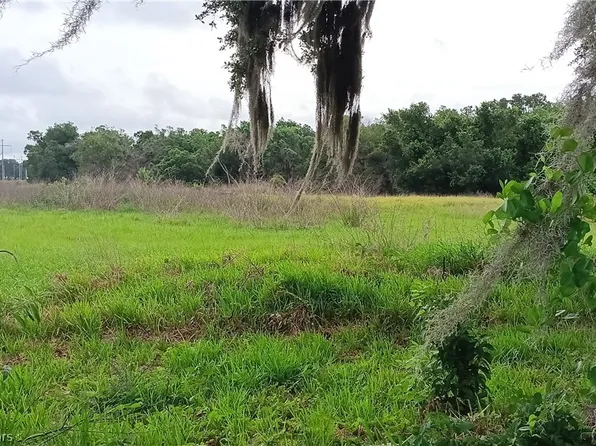 W Main St, Bowling Green, FL 33834