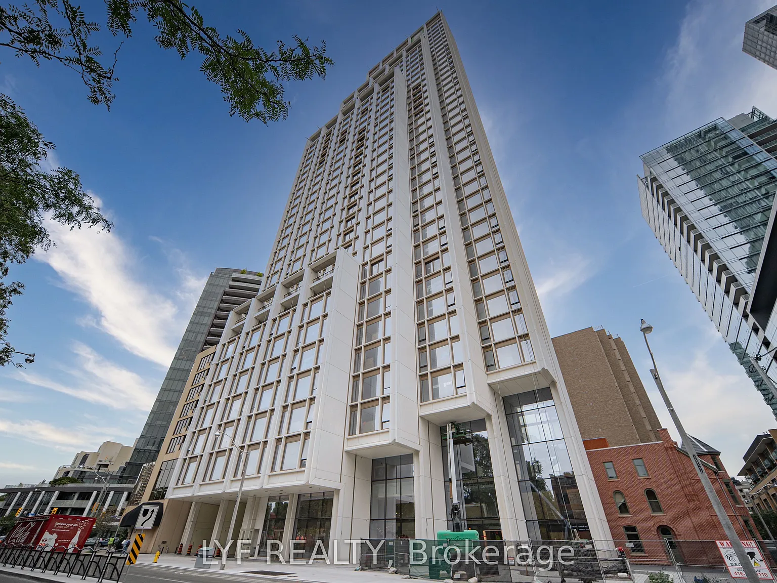 2 bed, $5,300 — Photo 3