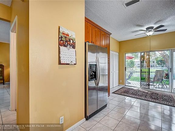 4th image of 1105 NW 111th Ave
