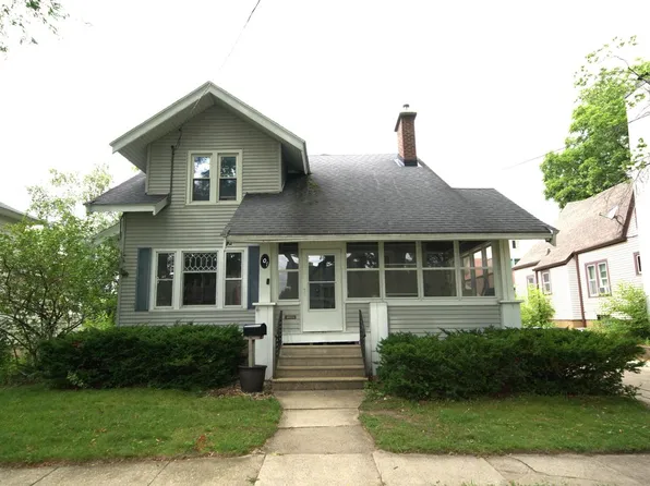 107 Clarence STREET, Fort Atkinson, WI 53538