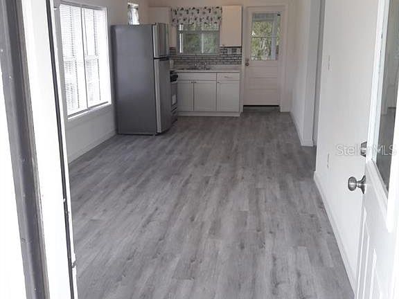 2nd image of 37740 Pond Ave