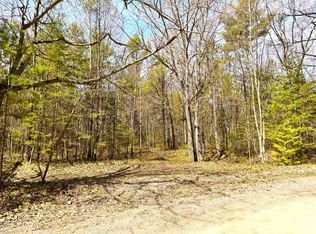 8443 Ridgeview Dr, Cheboygan, MI 49721