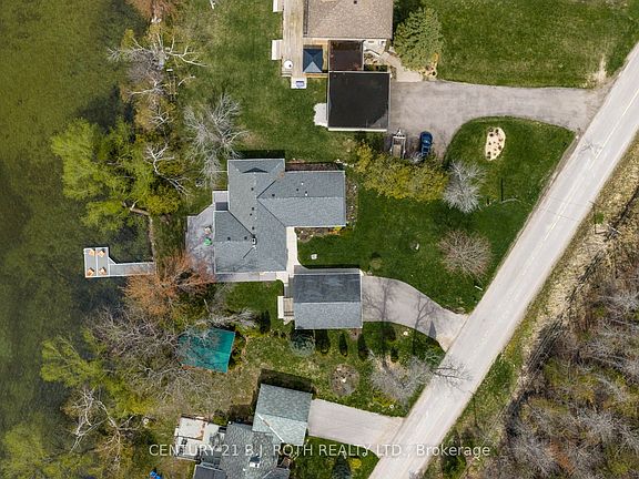 3rd image of 4486 Fern Resort Rd