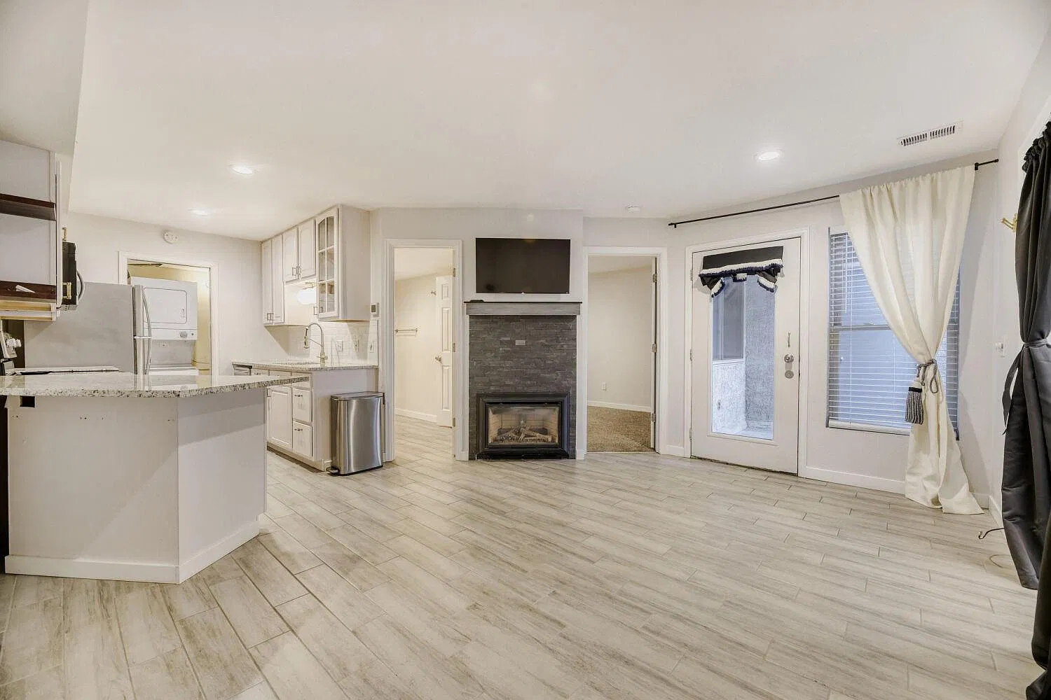 Charming Updated 2-Bed 1-Bath Condo — Photo 2