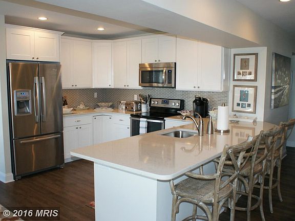 Totally Revamped Kitchen with Tile Backsplash