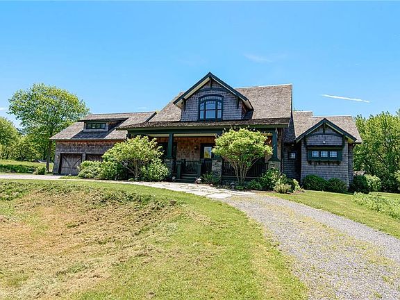 2nd image of 65 Blueberry Ln