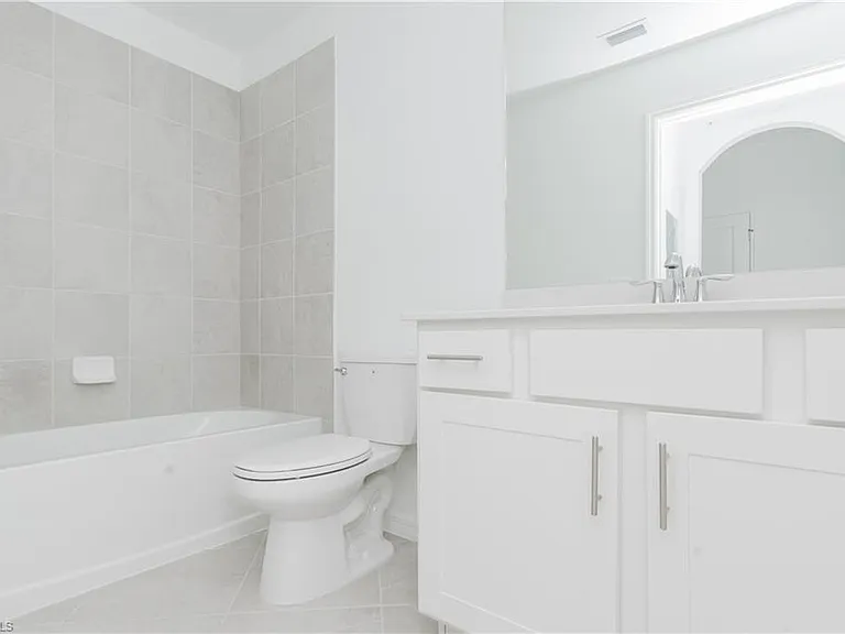 18451 Copperhead Ct N #522 — Photo 15