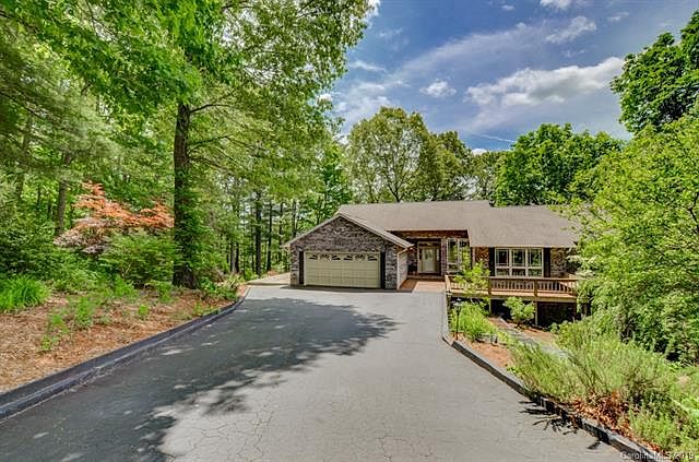 1st image of 2060 Deep Woods Dr