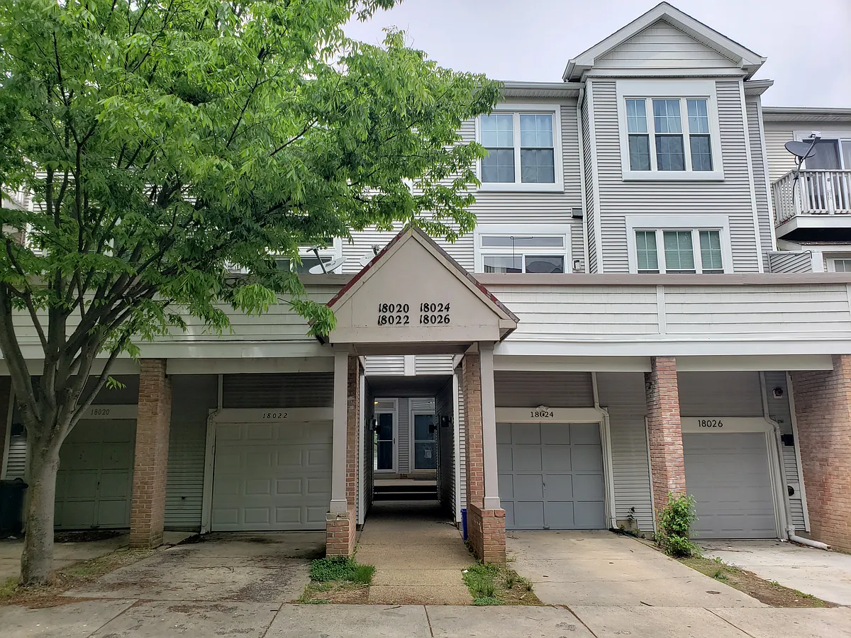 Building Photo - 18022 Royal Bonnet Cir
