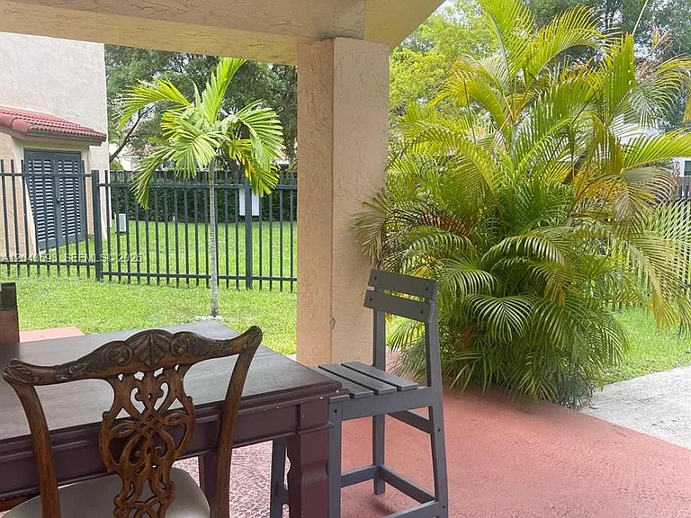 9909 NW 9th Street Cir #4-3 — Photo 37