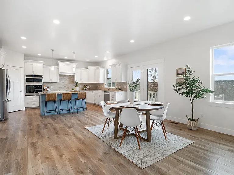 1826 W River Birch Rd — Photo 11