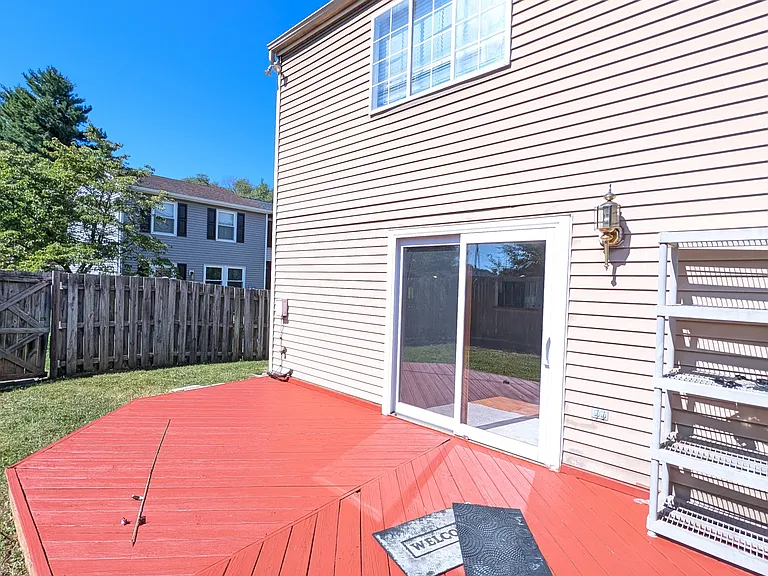 119 Sandalwood Ct — Photo 16