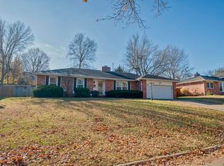 2356 E Cherryvale St, Springfield, MO 65804